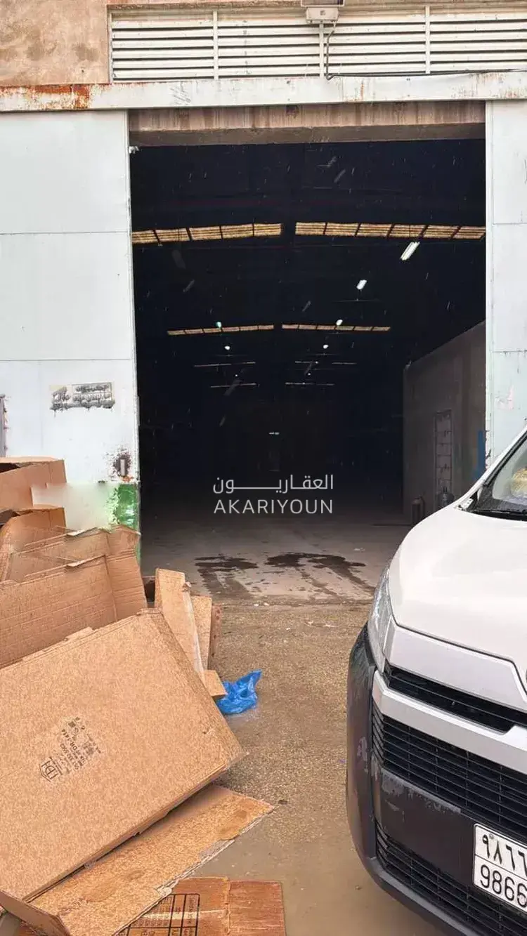 مستودع للإيجار في حي المروة