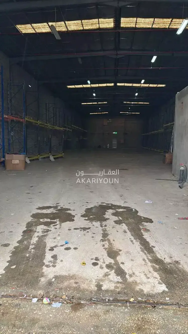 مستودع للإيجار في حي المروة