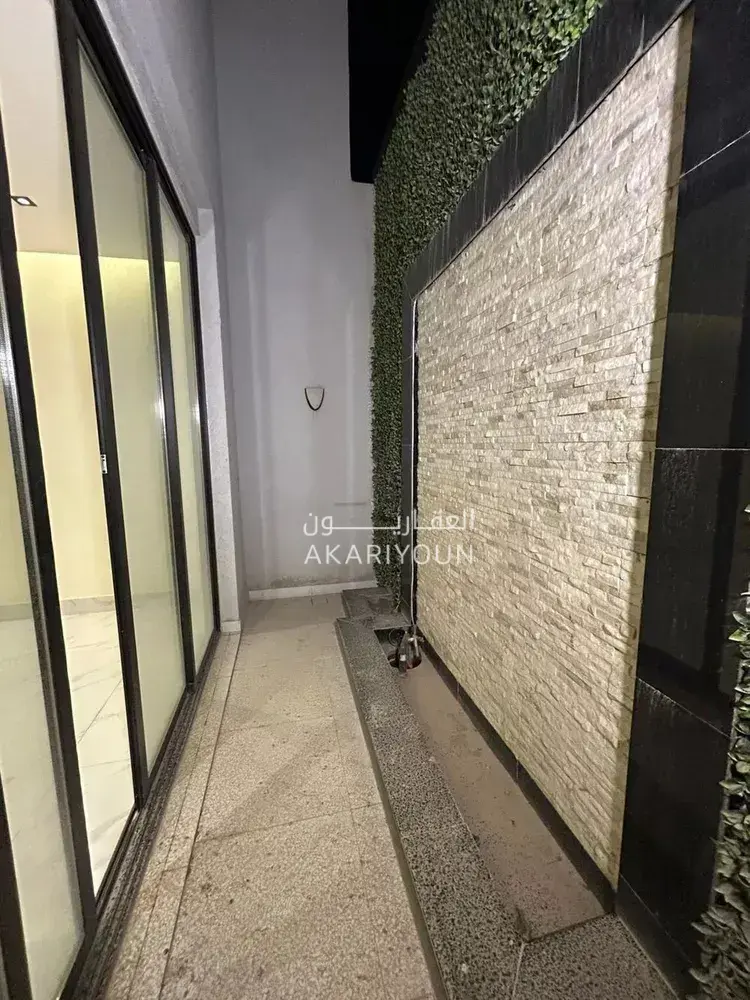 دور للإيجار في حي النرجس