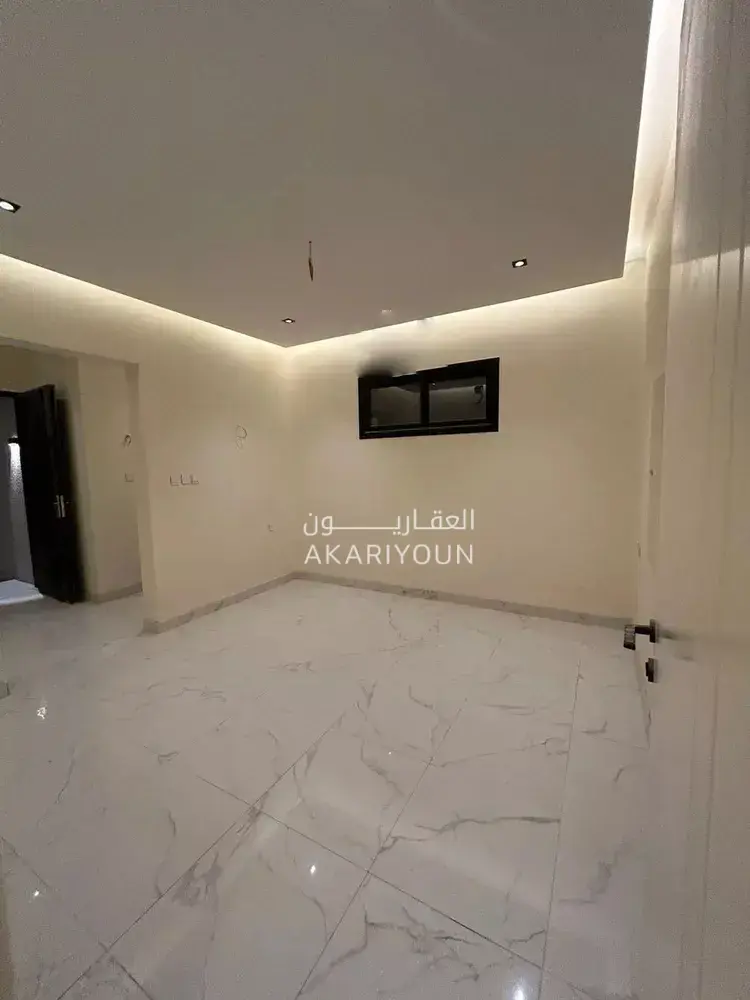 دور للإيجار في حي النرجس