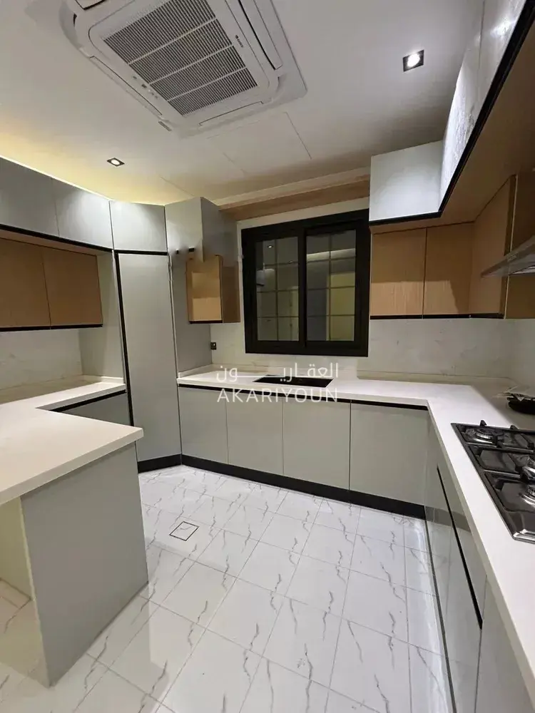 دور للإيجار في حي النرجس