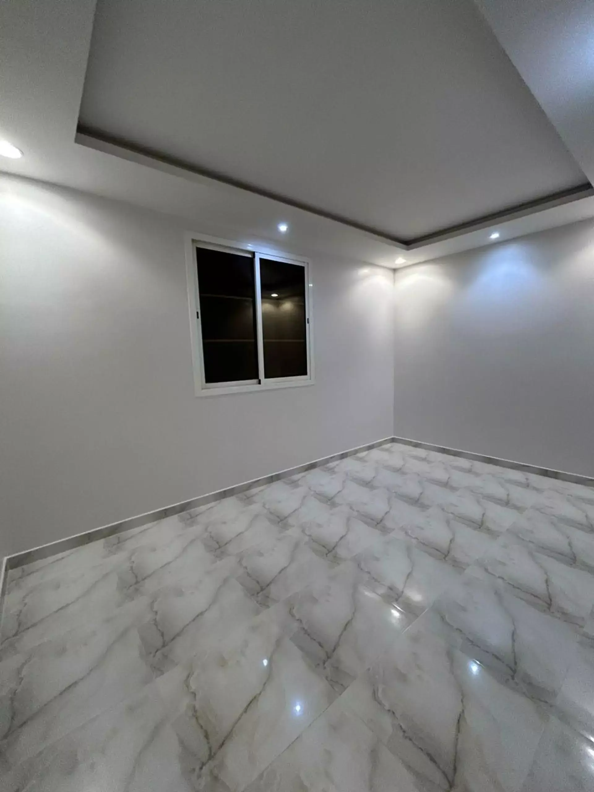 شقة للبيع في حي العارض