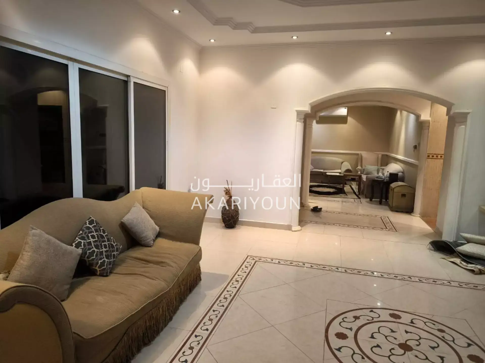 فيلا للبيع في حي الصحافة