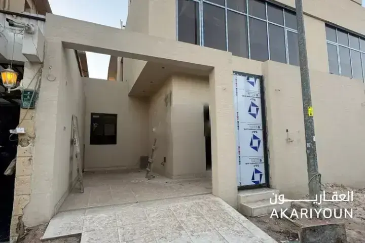 دور للبيع في حي السليمانية