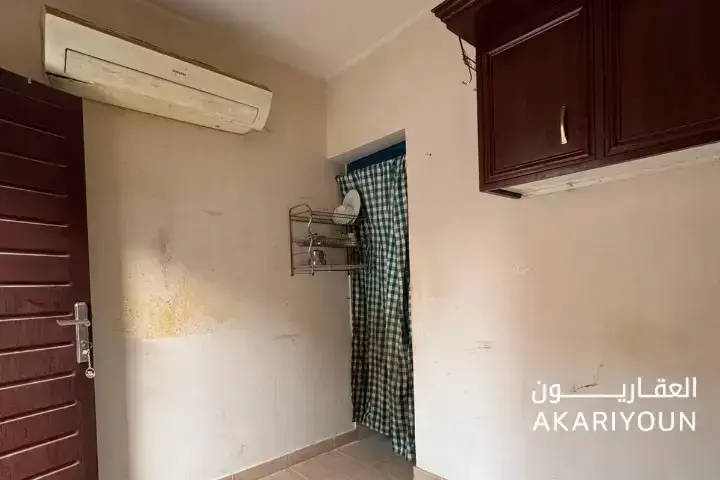 غرفة للإيجار في حي الياسمين