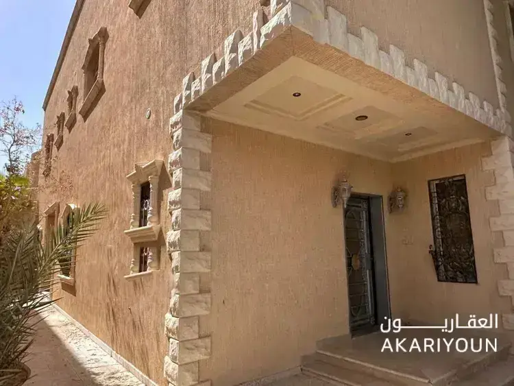 فيلا للإيجار في حي العقيق-5