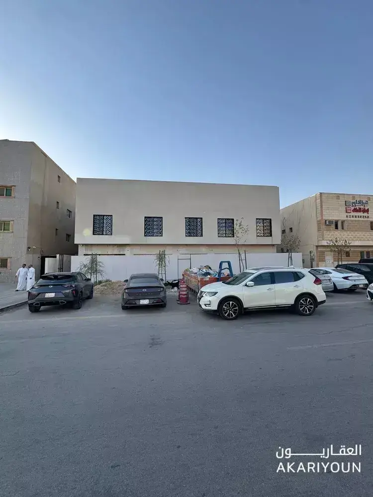 شقة للإيجار في حي النخيل-2