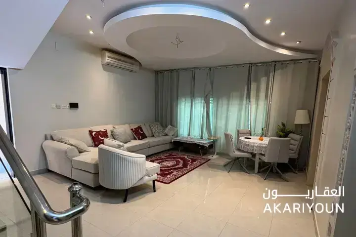 فيلا للبيع في حي الياسمين