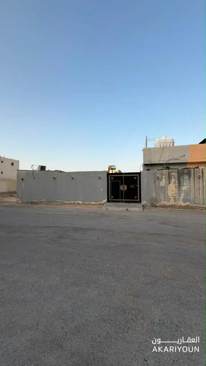 عمارة للبيع في حي العارض-2