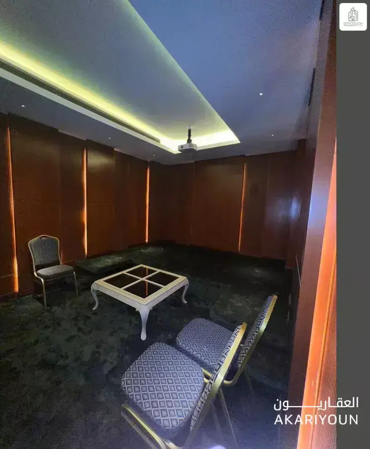 فيلا للبيع في حي حطين-5