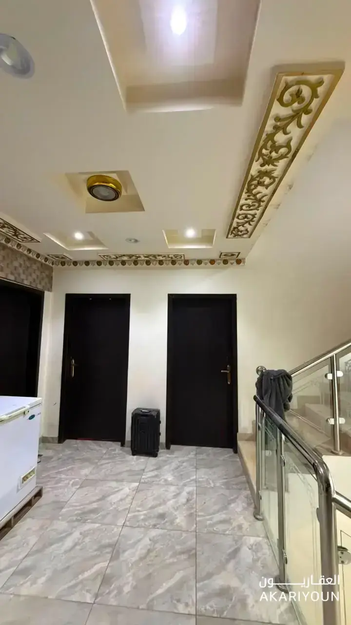 فيلا للإيجار في حي النرجس-8