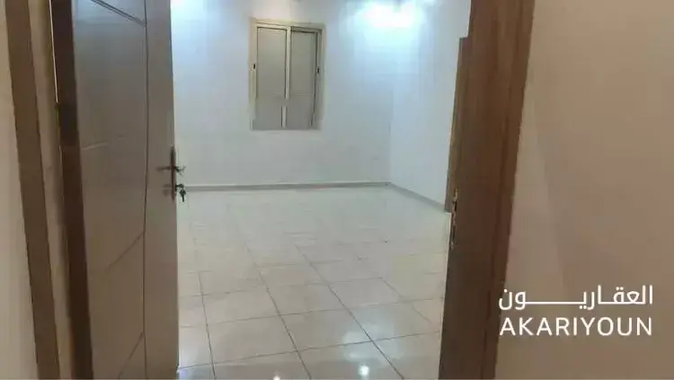 شقة للإيجار في حي الياسمين-6