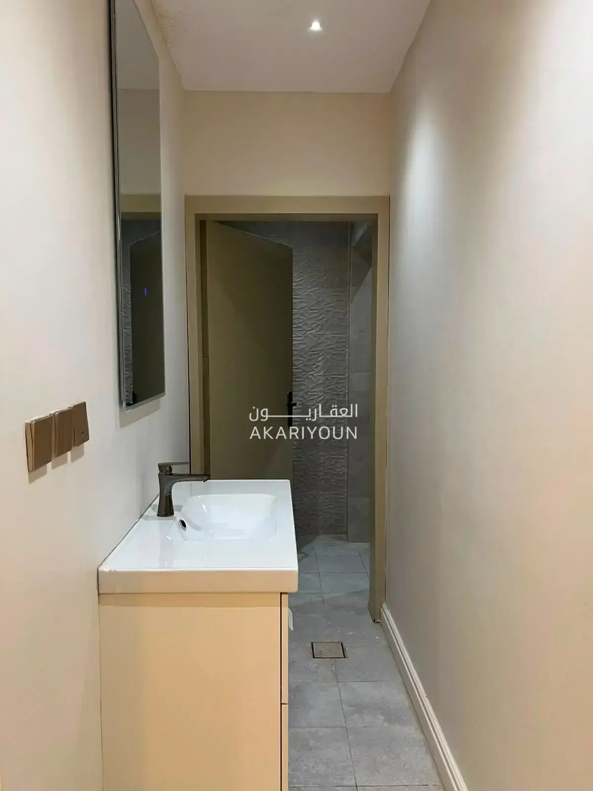 فيلا للإيجار في حي الملقا-5