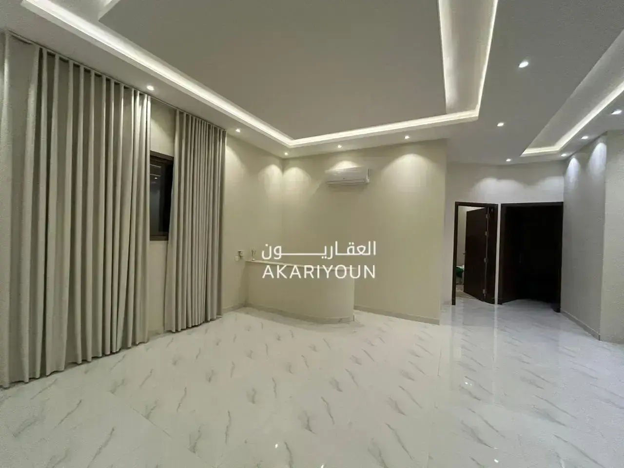 فيلا للإيجار في حي العارض-5