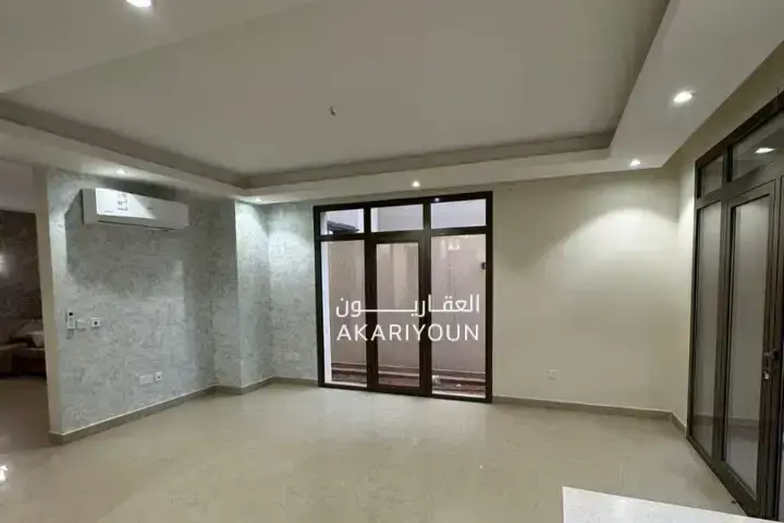 فيلا للبيع في حي الرمال