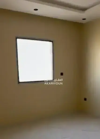 فيلا للإيجار في حي عريض-6