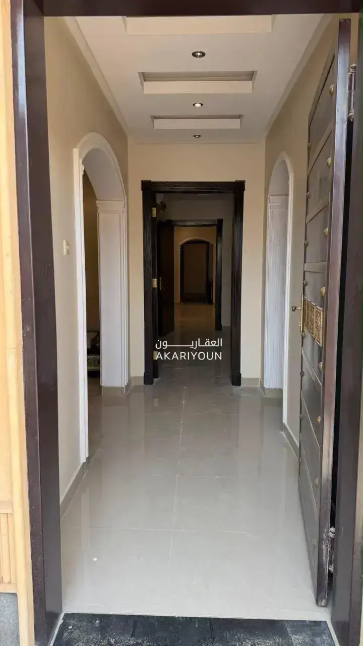 دور للإيجار في حي العقيق-12