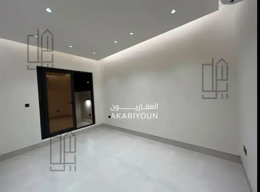 شقة للإيجار في حي العارض-3