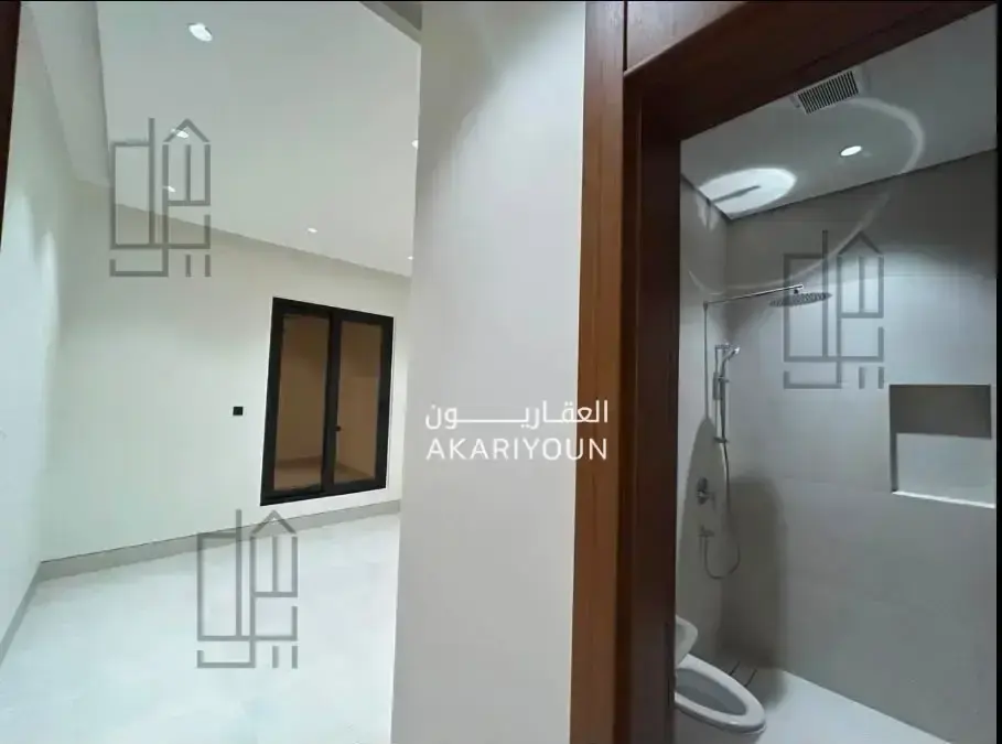 شقة للإيجار في حي العارض-7