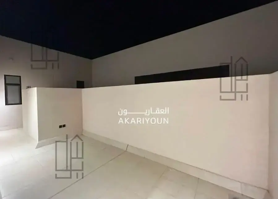 شقة للإيجار في حي العارض-9