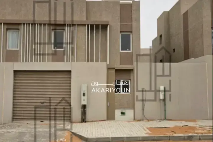 فيلا للإيجار في حي مطار الملك خالد الدولي