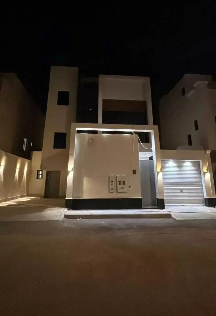 دور للإيجار في حي الرمال