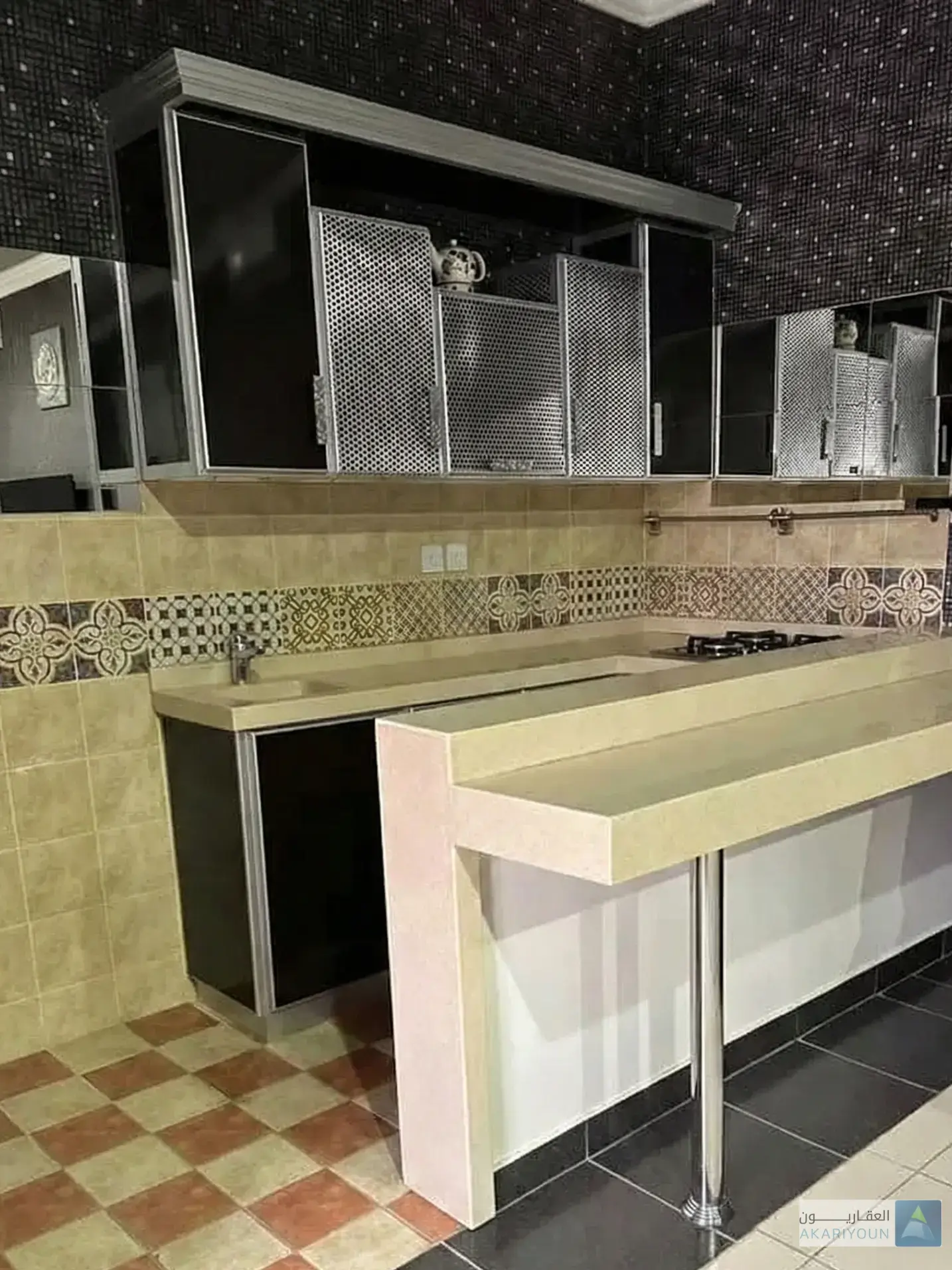 إستراحة للبيع في حي الرمال