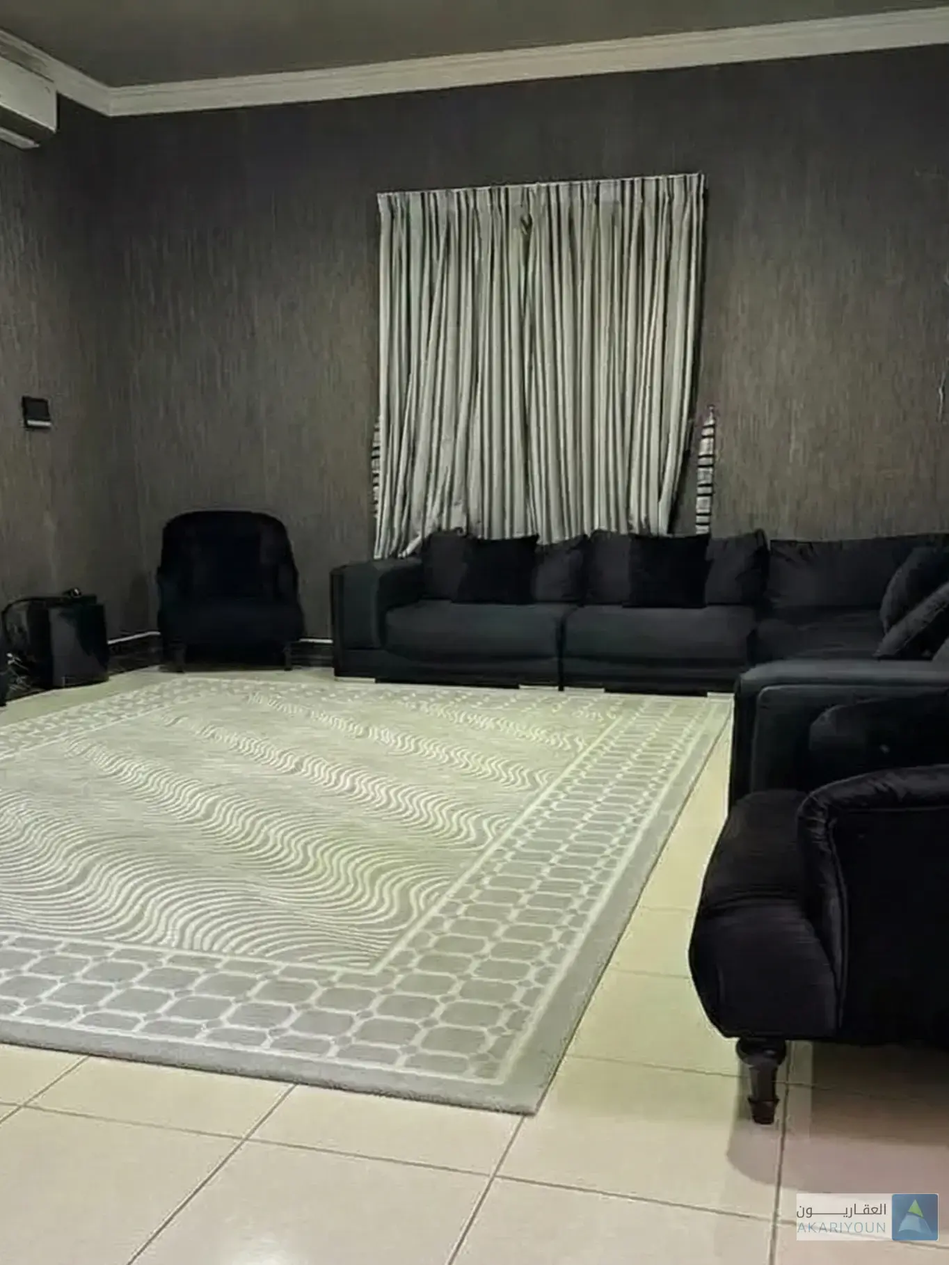 إستراحة للبيع في حي الرمال